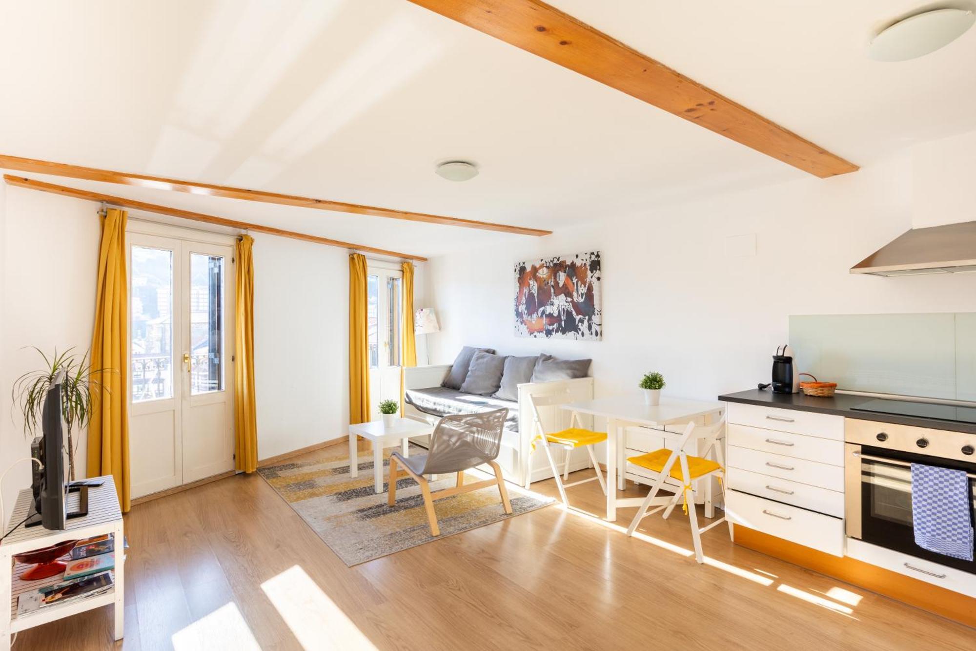 Apartamentos Bermeo, Museoa Екстер'єр фото