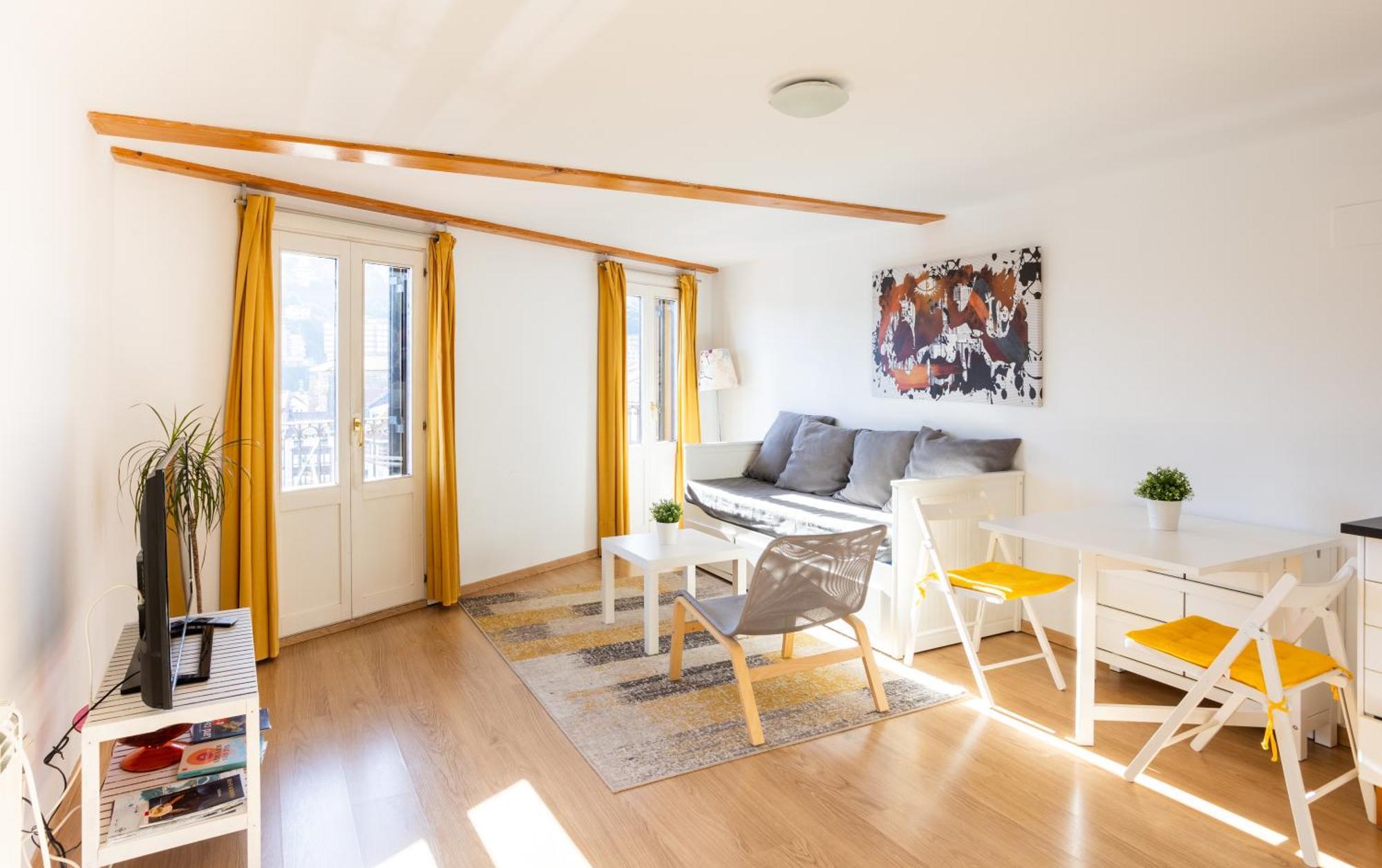 Apartamentos Bermeo, Museoa Екстер'єр фото