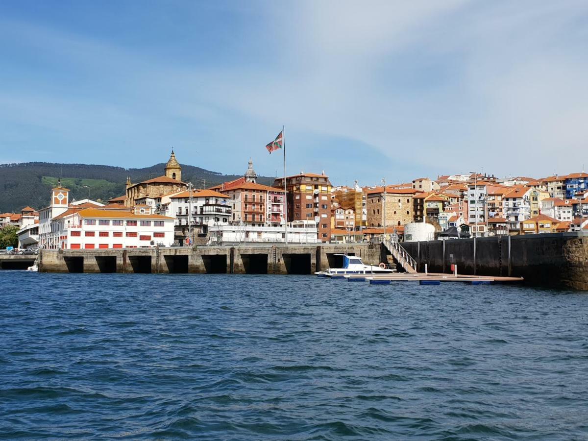 Apartamentos Bermeo, Museoa Екстер'єр фото